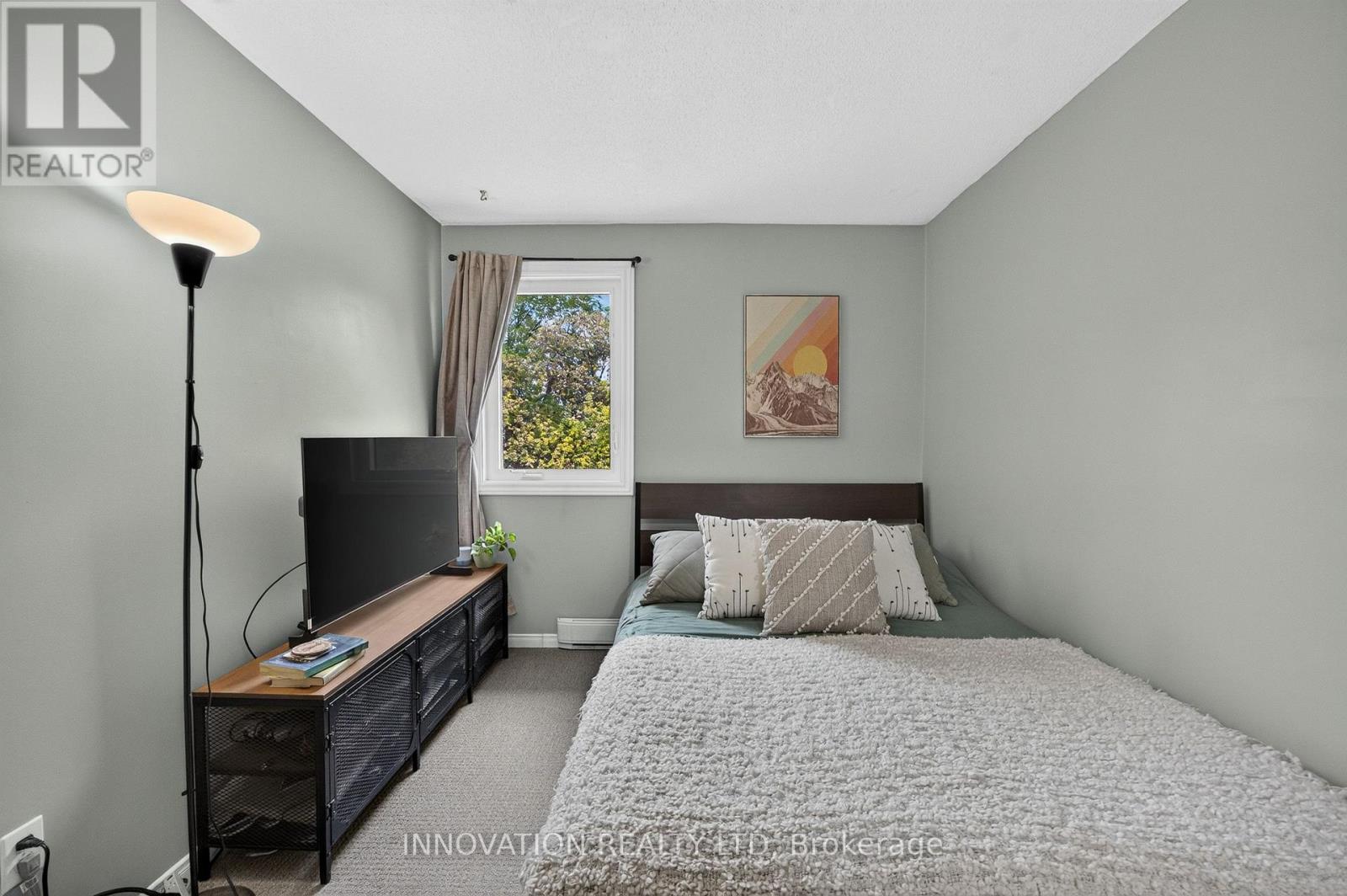 #6 315 MULLETT STREET - 26