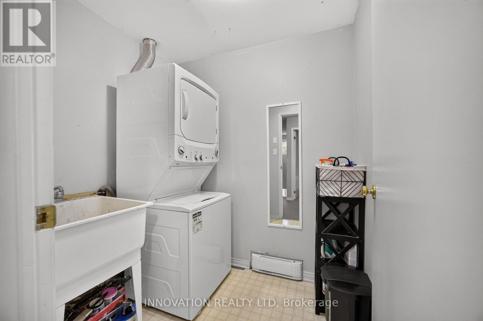 #6 315 MULLETT STREET - 31
