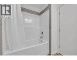 1057 Frost Road Unit# 301, Kelowna, BC V1W0G8 Photo 25