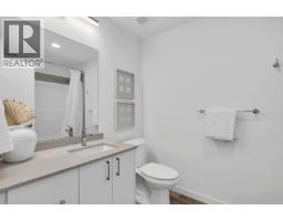 1057 Frost Road Unit# 301, Kelowna, BC V1W0G8 Photo 24