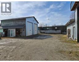 2391 Quesnel-hydraulic Road, Quesnel, BC V2J4H4 Photo 8
