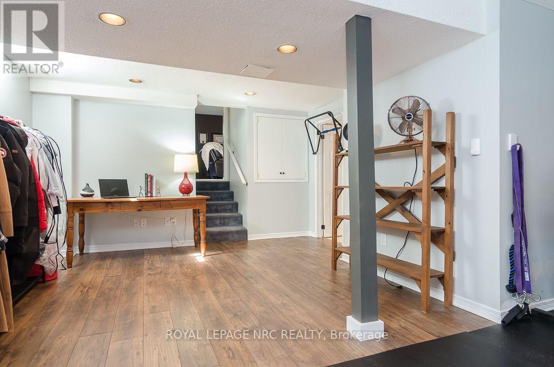 7979 OAKRIDGE DRIVE - Image 31