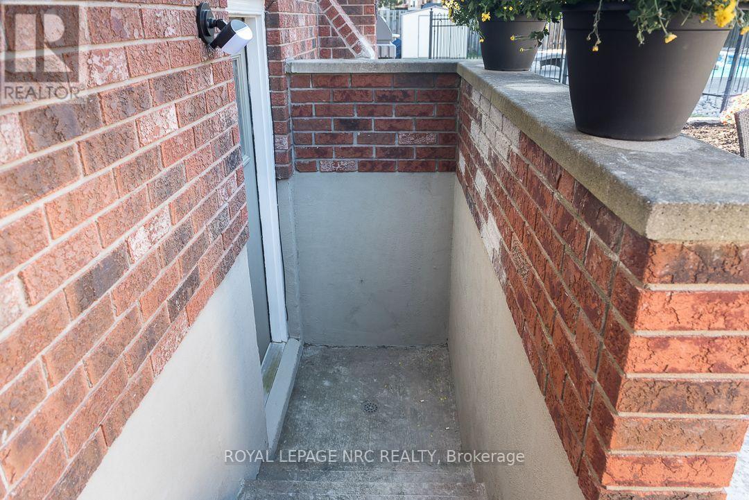 7979 OAKRIDGE DRIVE - Image 33