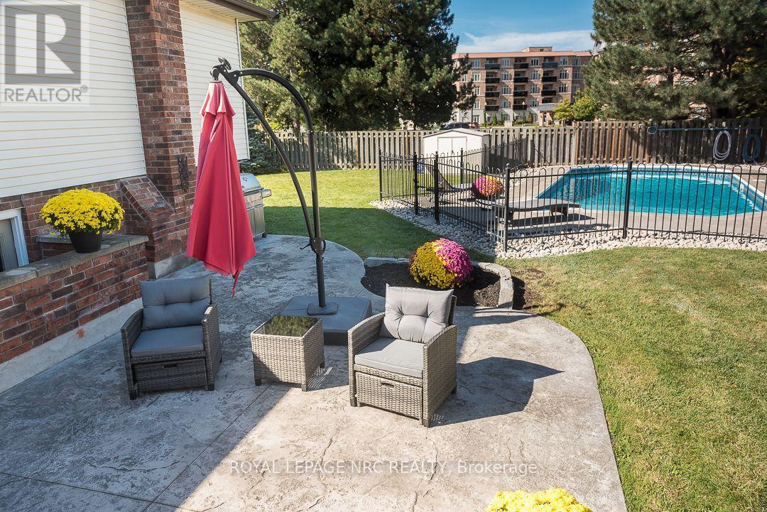 7979 OAKRIDGE DRIVE - Image 34