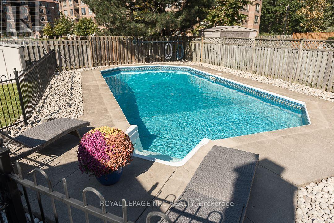 7979 OAKRIDGE DRIVE - Image 38