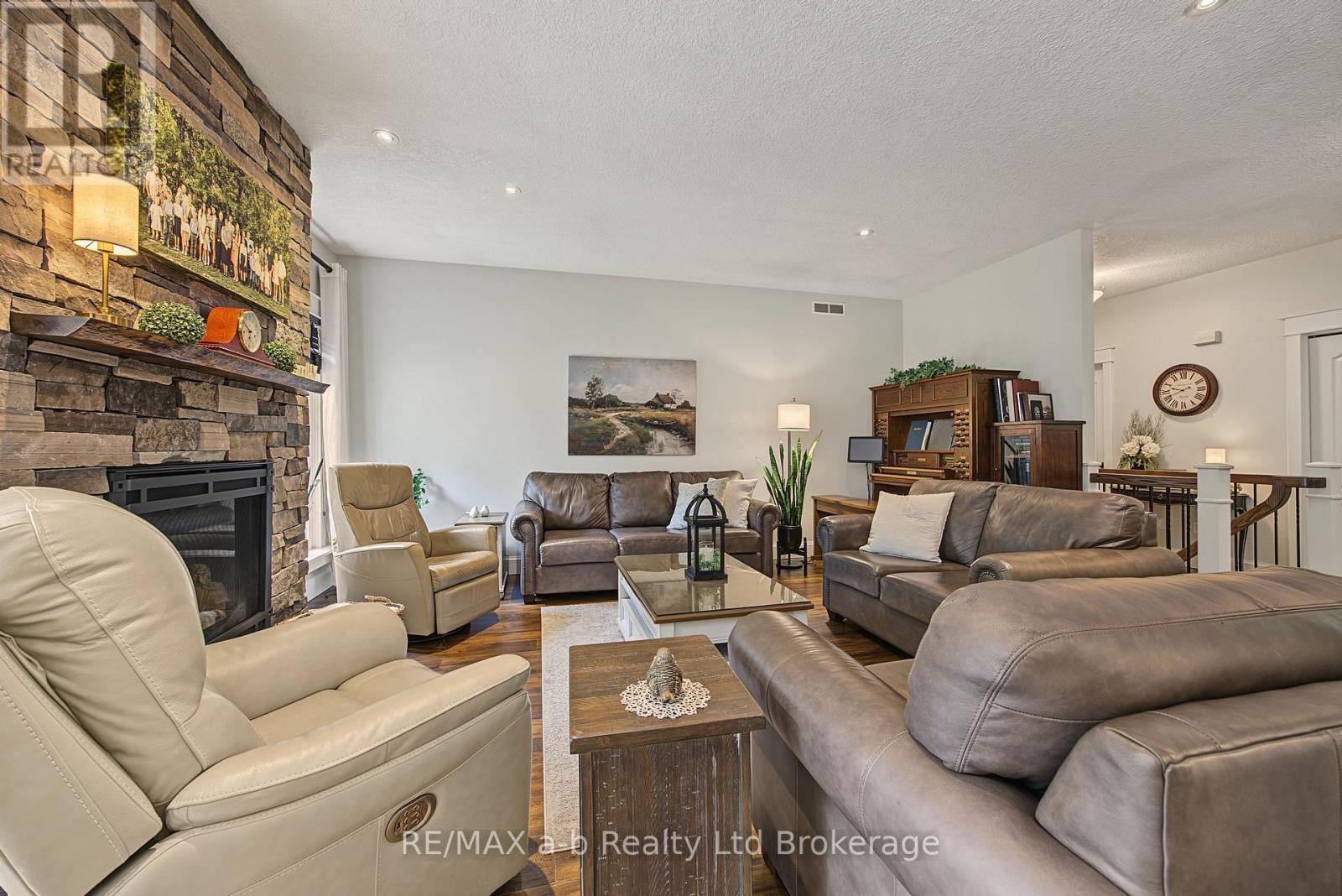 386087 SECOND ROAD - 12