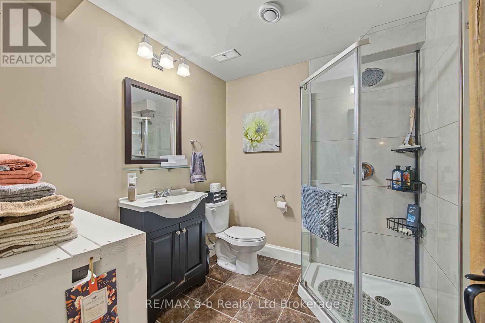 386087 SECOND ROAD - Image 33