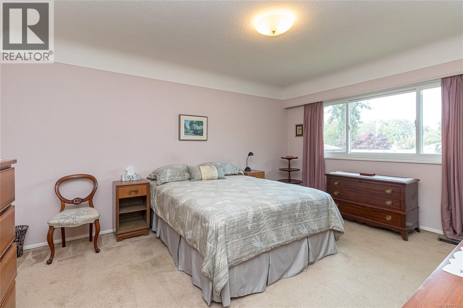 1280 Tracksell Ave - Image 16