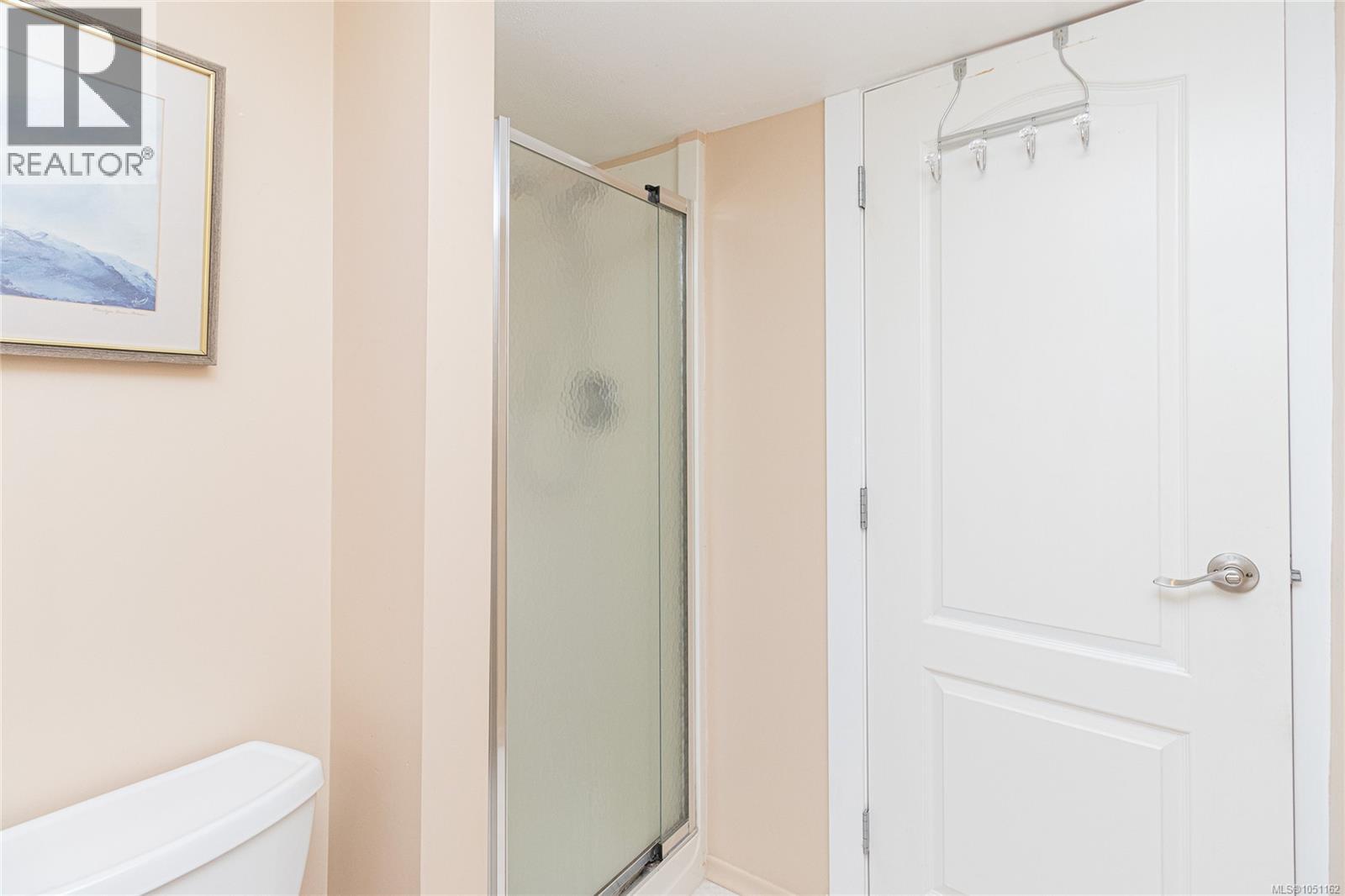 1280 Tracksell Ave - Image 26