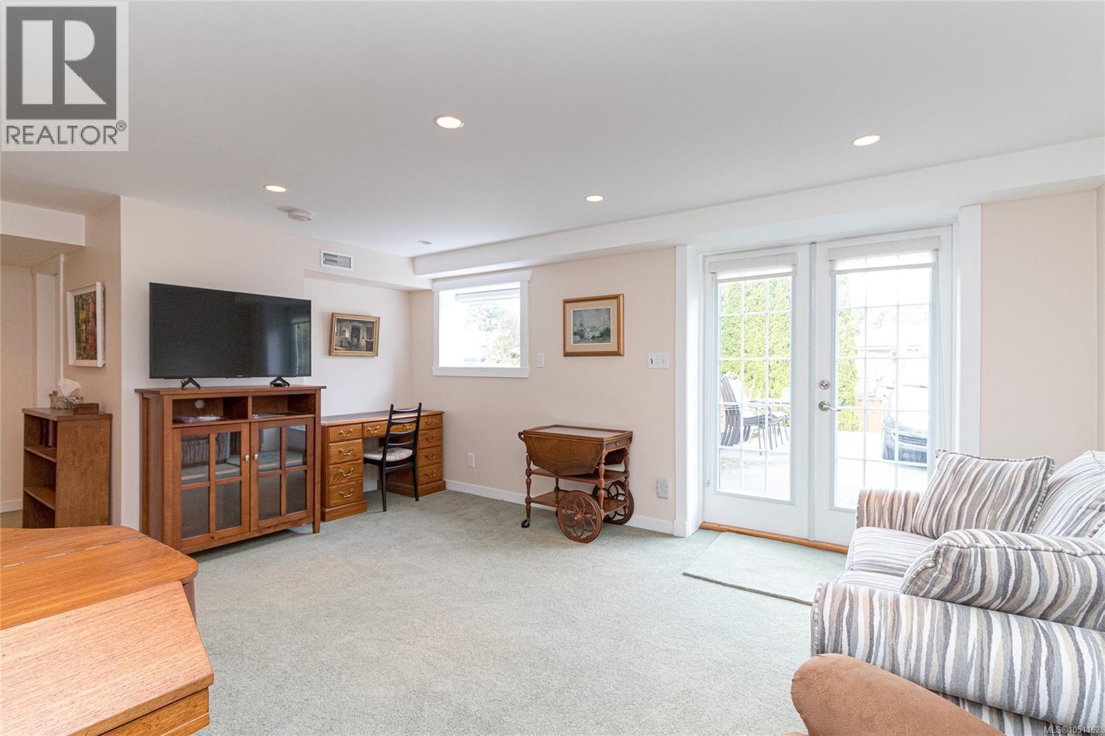 1280 Tracksell Ave - 27