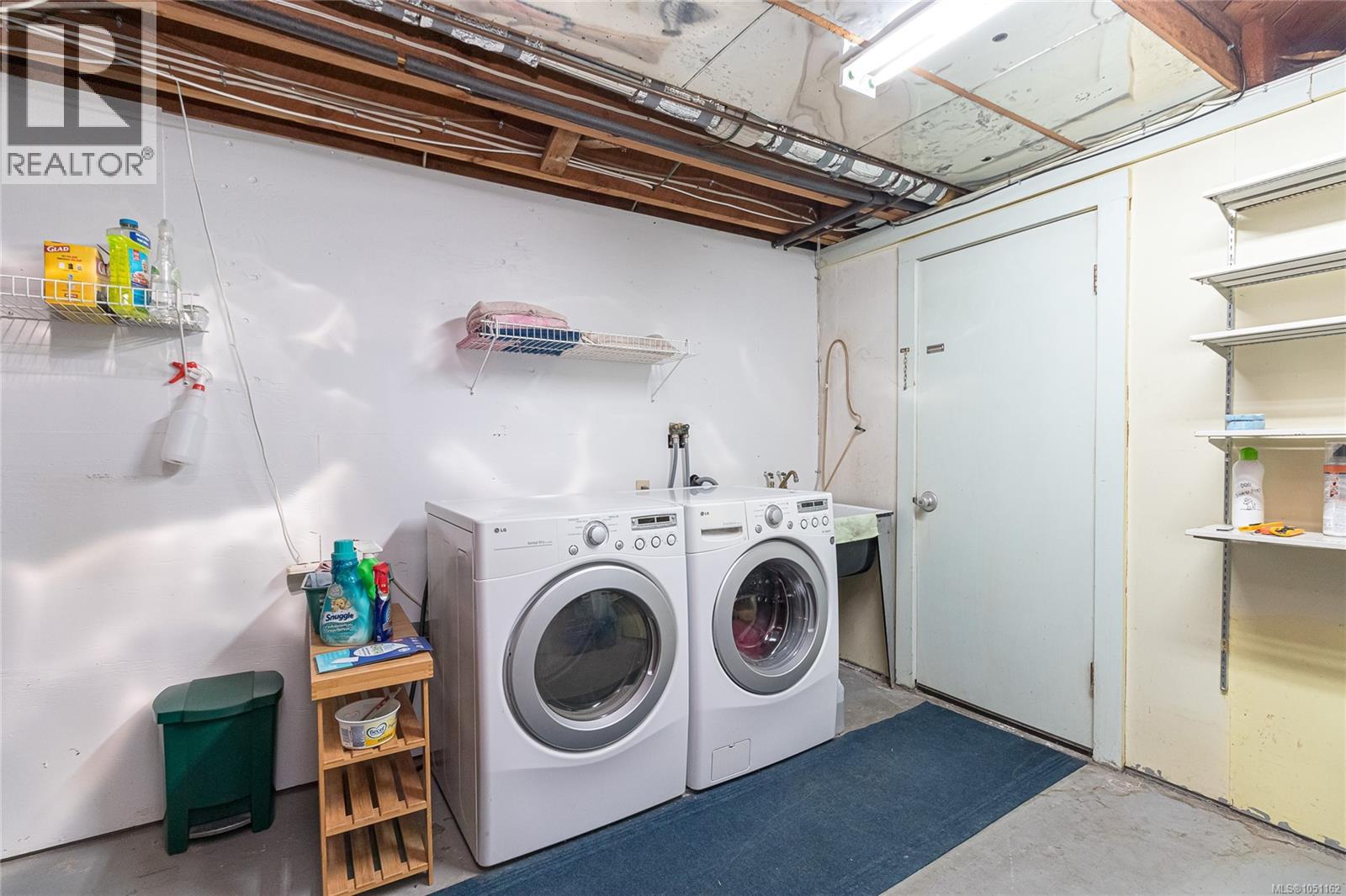 1280 Tracksell Ave - Image 28