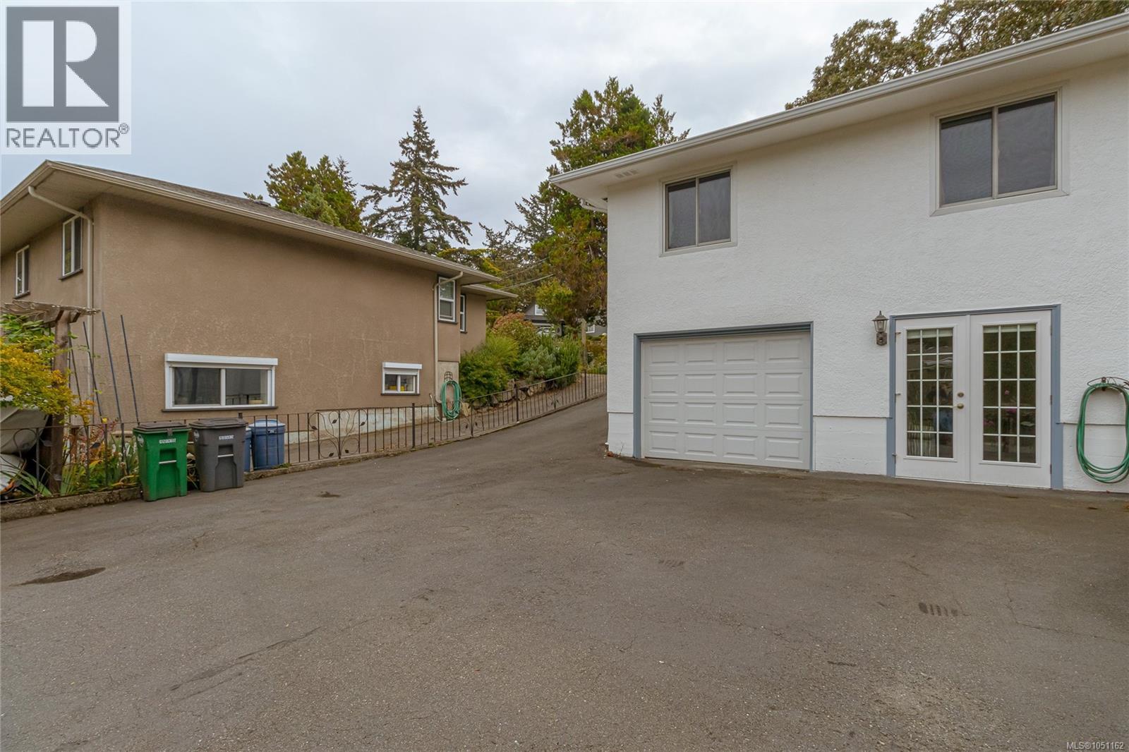 1280 Tracksell Ave - 34