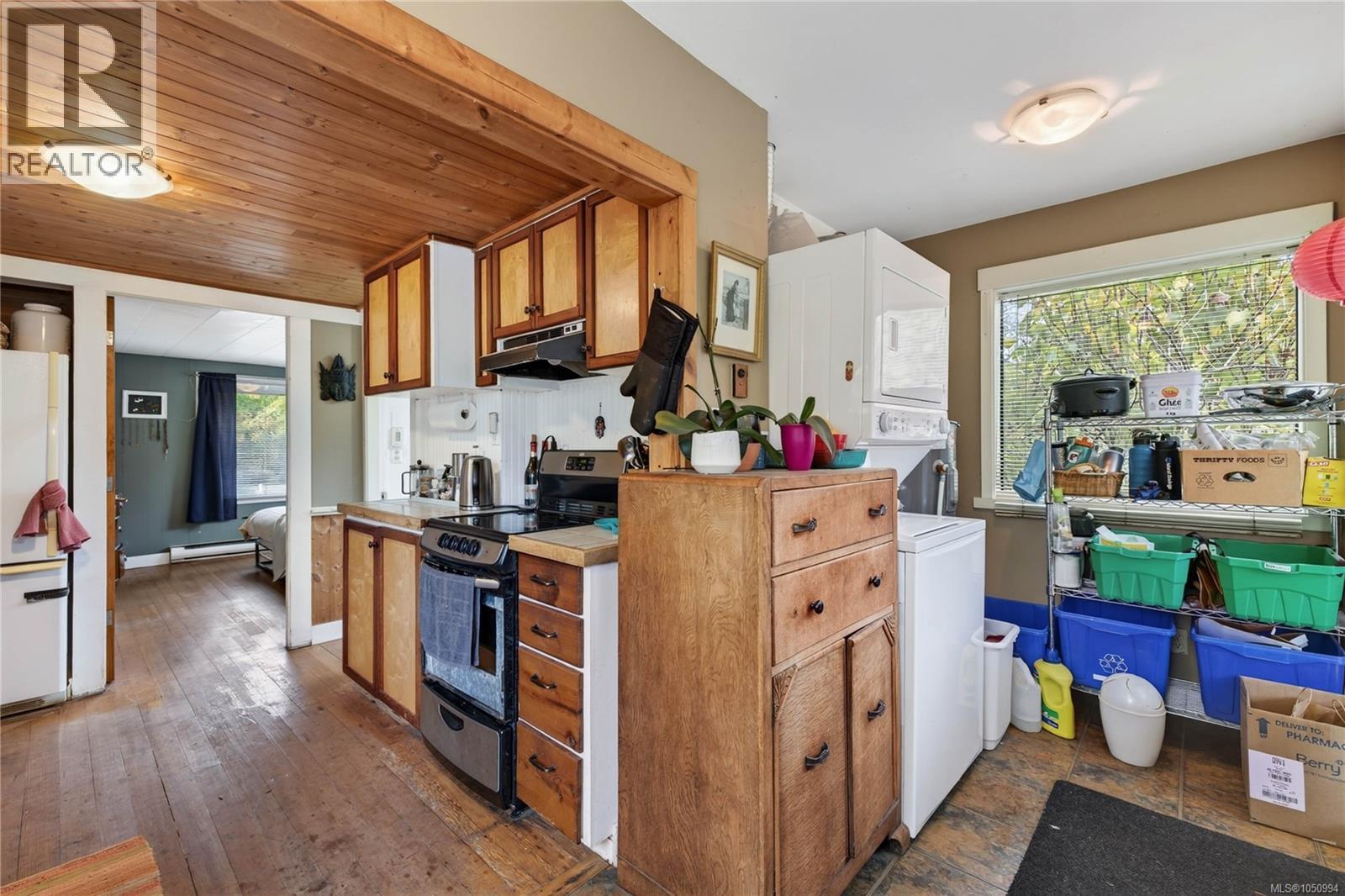 129 Hereford Ave - 10
