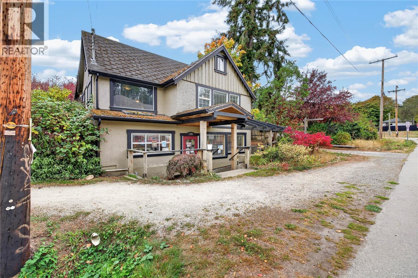 129 Hereford Ave - Image 37
