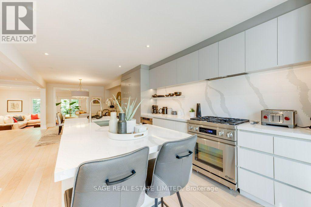 70 Heath Street East, Toronto, ON photo 10