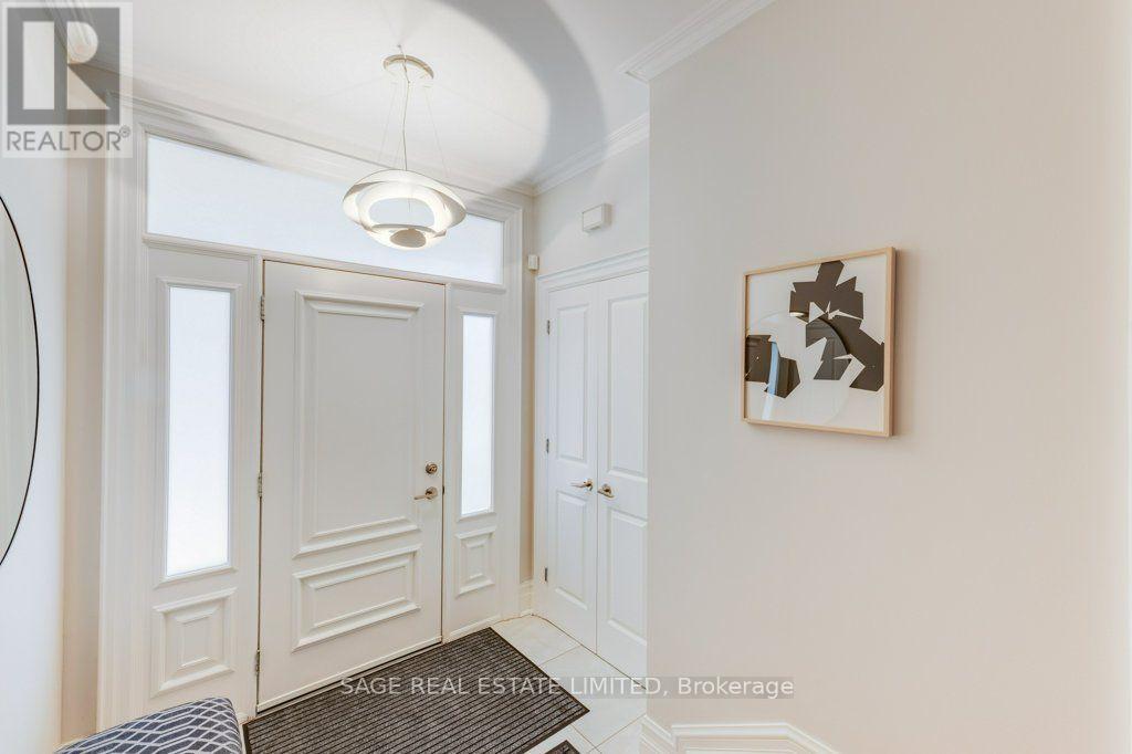 70 Heath Street East, Toronto, ON photo 3