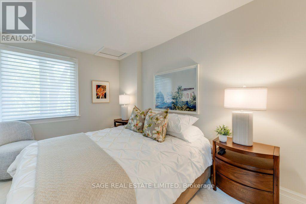 70 HEATH STREET E - 34