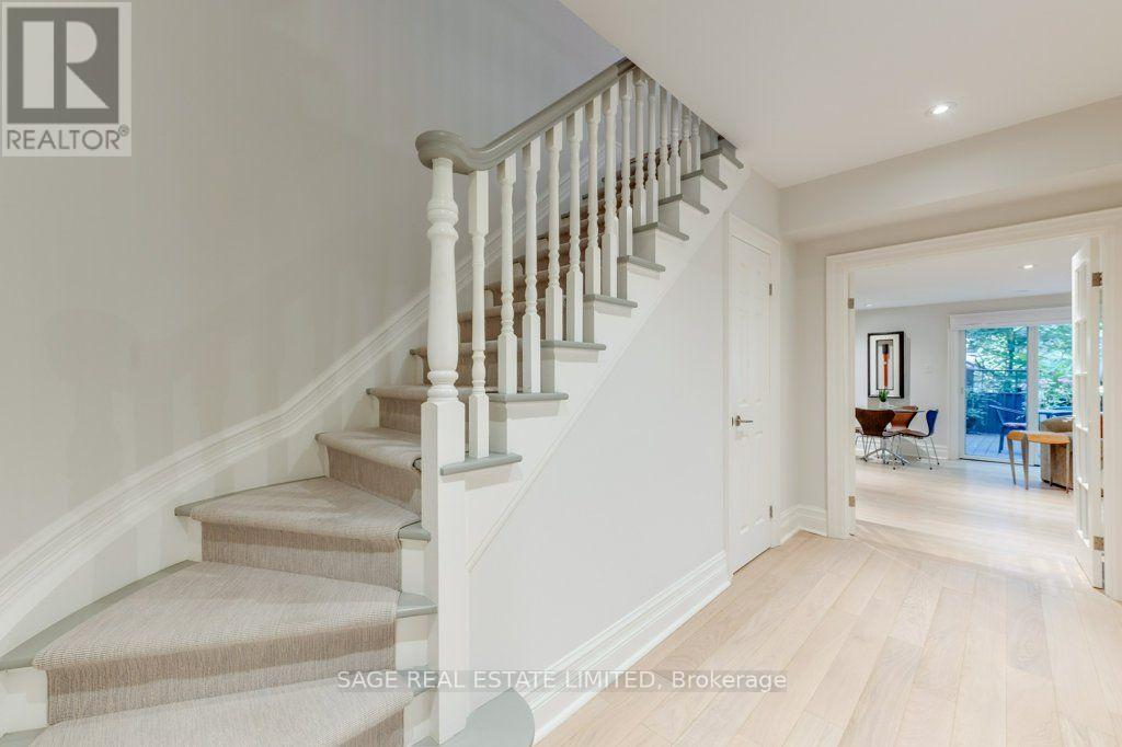 70 Heath Street East, Toronto, ON photo 37