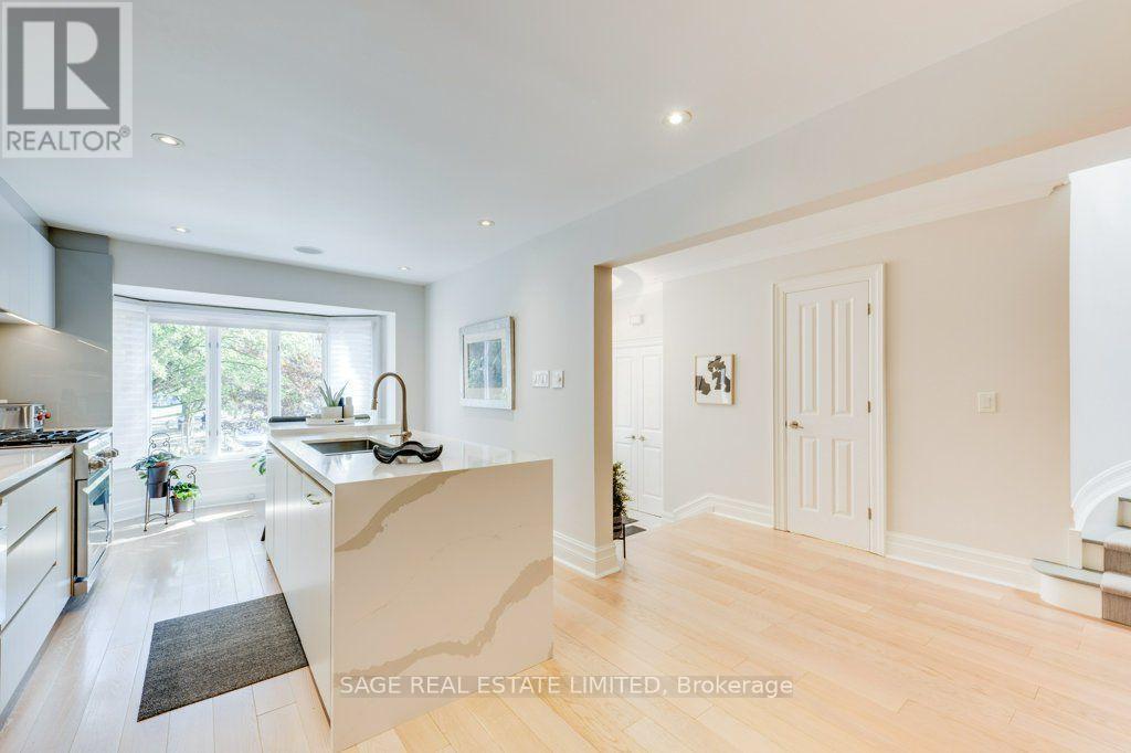 70 Heath Street East, Toronto, ON photo 7