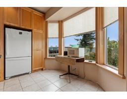 2203 Windsor Street, Abbotsford, BC V2T6L8 Photo 15