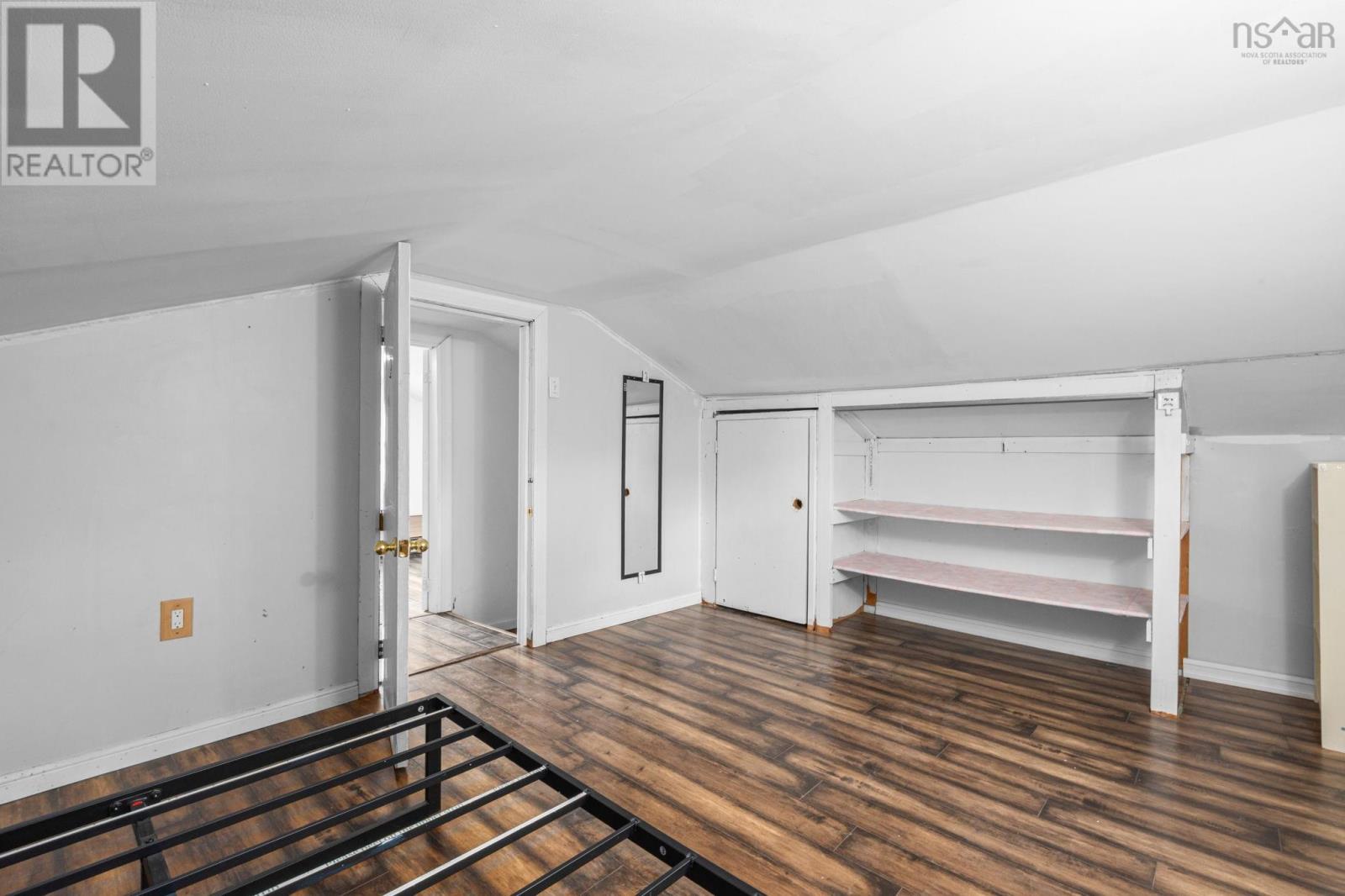44 Courtney Road - Image 22