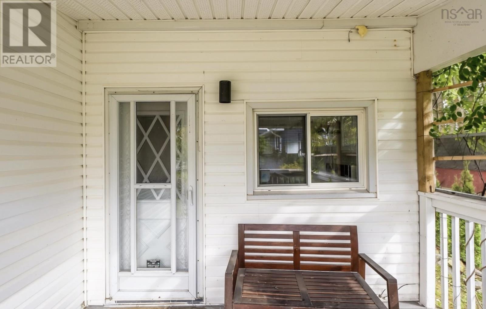 44 Courtney Road - Image 6