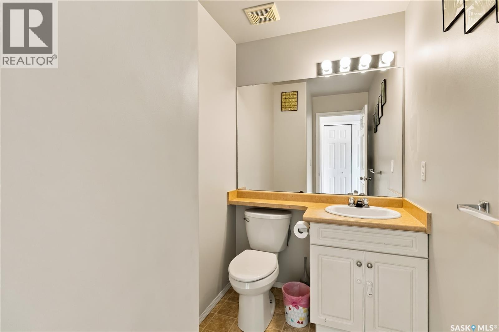 #115 203 Herold TERRACE - 10