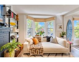 Dining room - 6 Wheeler Avenue, Toronto, ON M4L3V2 Photo 8
