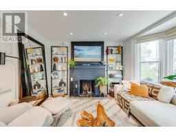 Kitchen - 6 Wheeler Avenue, Toronto, ON M4L3V2 Photo 9