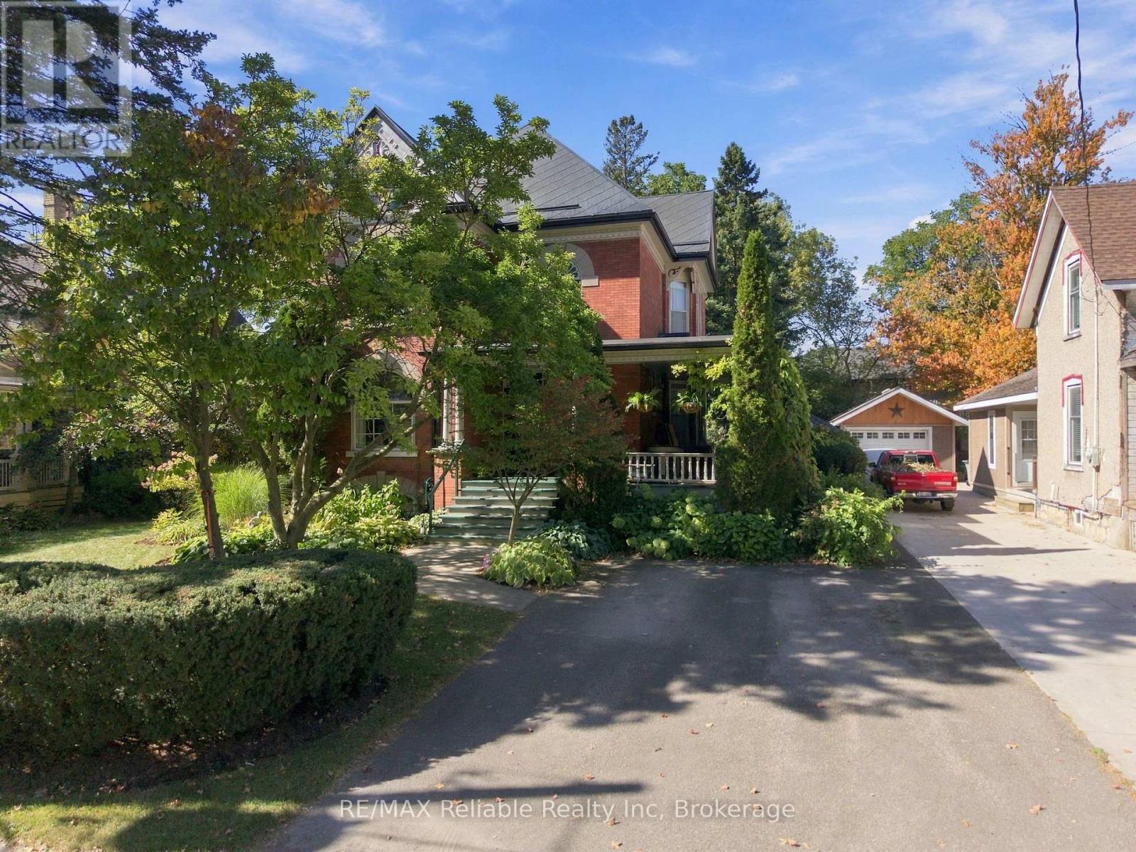 19 SPARLING STREET - 1