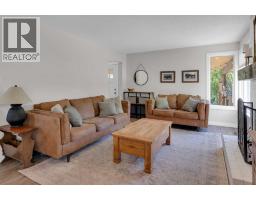 2 Crocus Crescent - photo 9