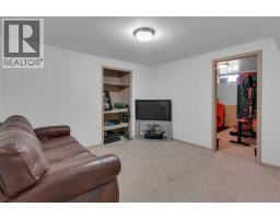 2 Crocus Crescent - photo 29