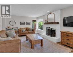2 Crocus Crescent - photo 7