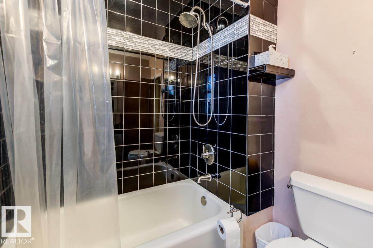 10514 127 Street NW - 31