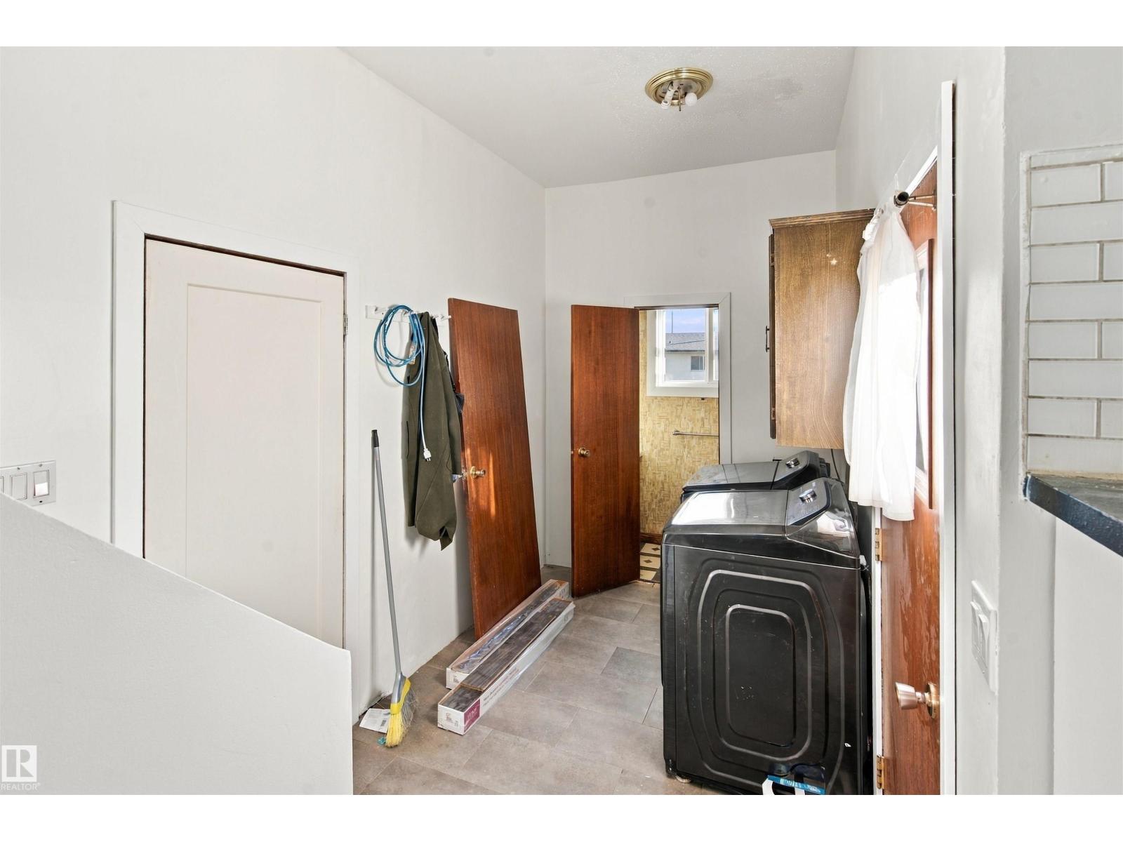4102 48 Street - Image 21