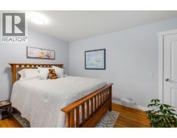 328 19 Street NE - photo 15