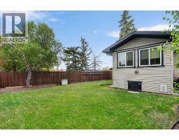 328 19 Street NE - photo 31