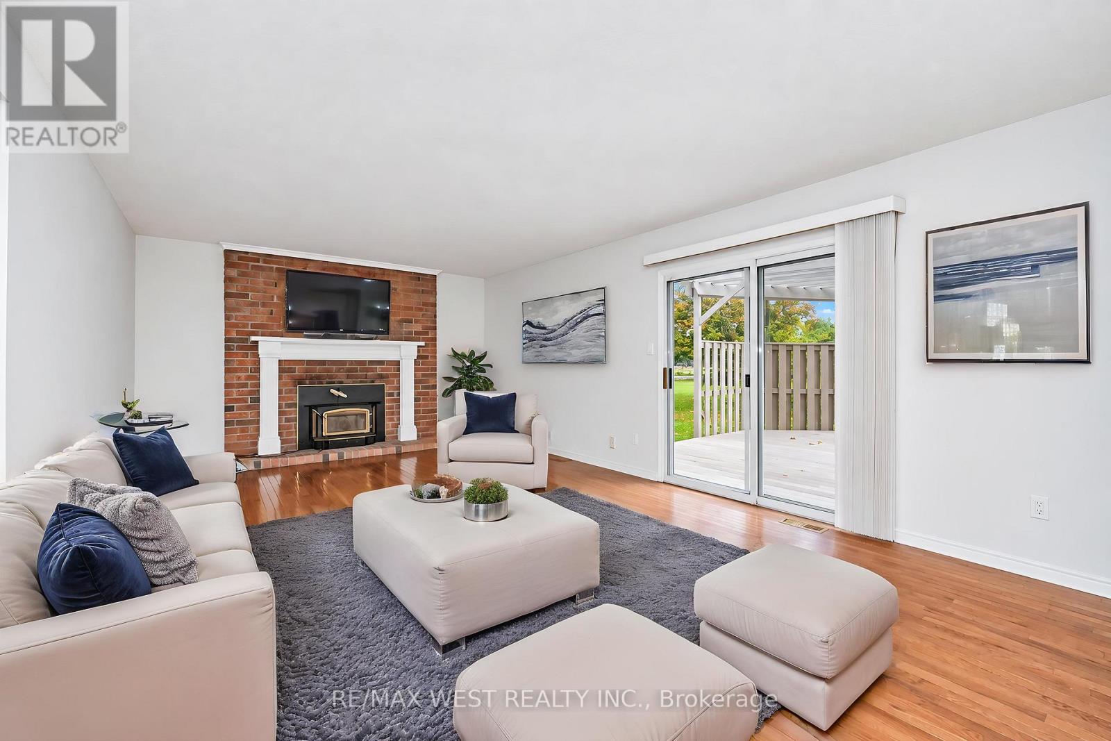 24 Smith Drive, Uxbridge, ON photo 7