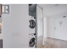 6102 - 5 Buttermill Avenue, Vaughan, ON L4K0J5 Photo 10