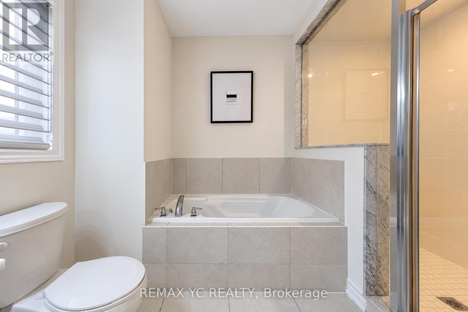 126 Durham Avenue, Barrie photo 21