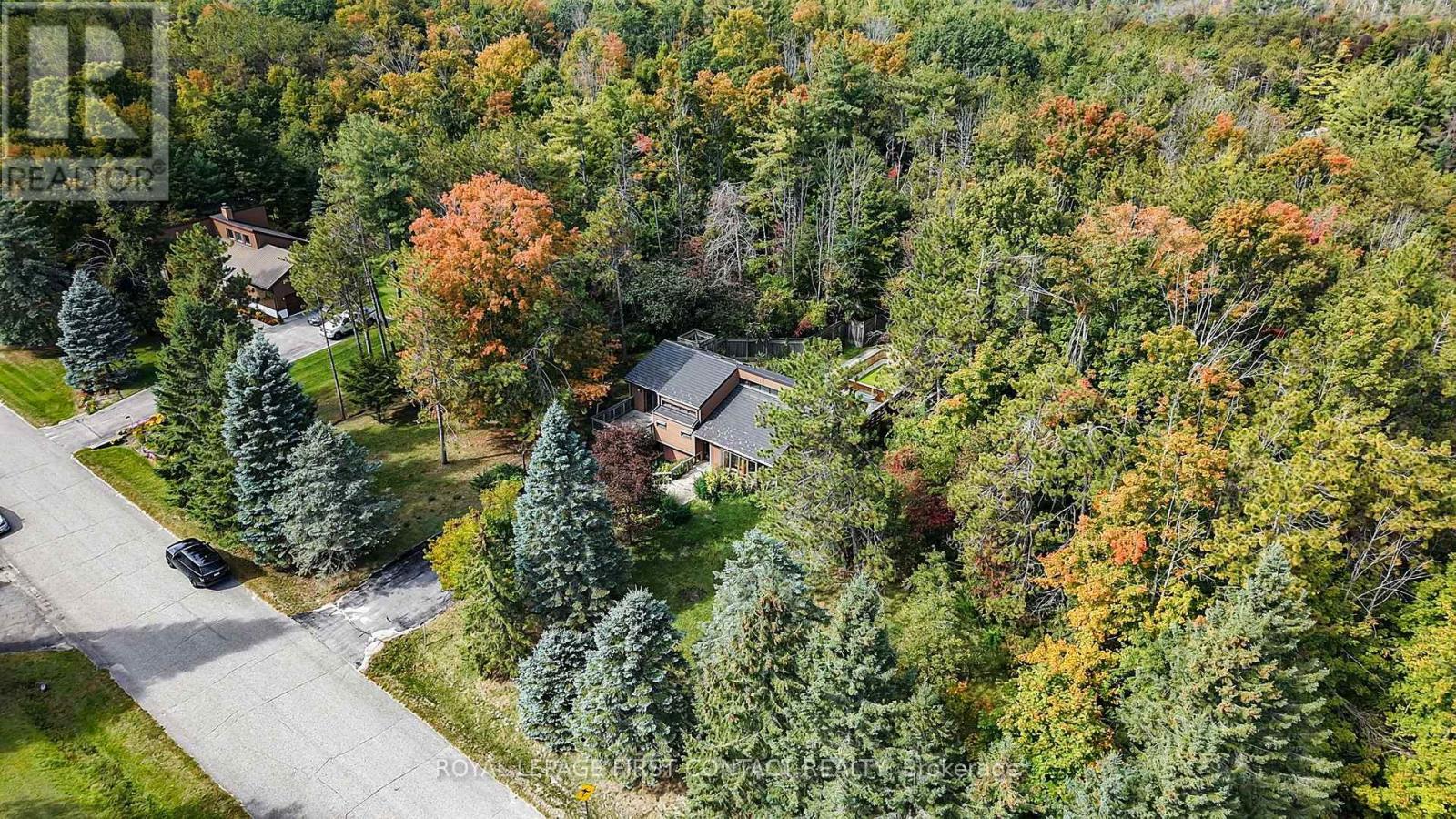 2 BRIARWOOD COURT - 25