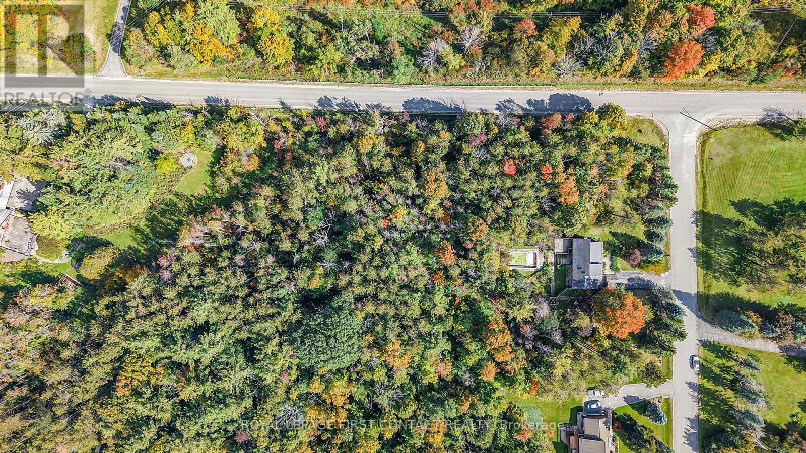 2 BRIARWOOD COURT - 26