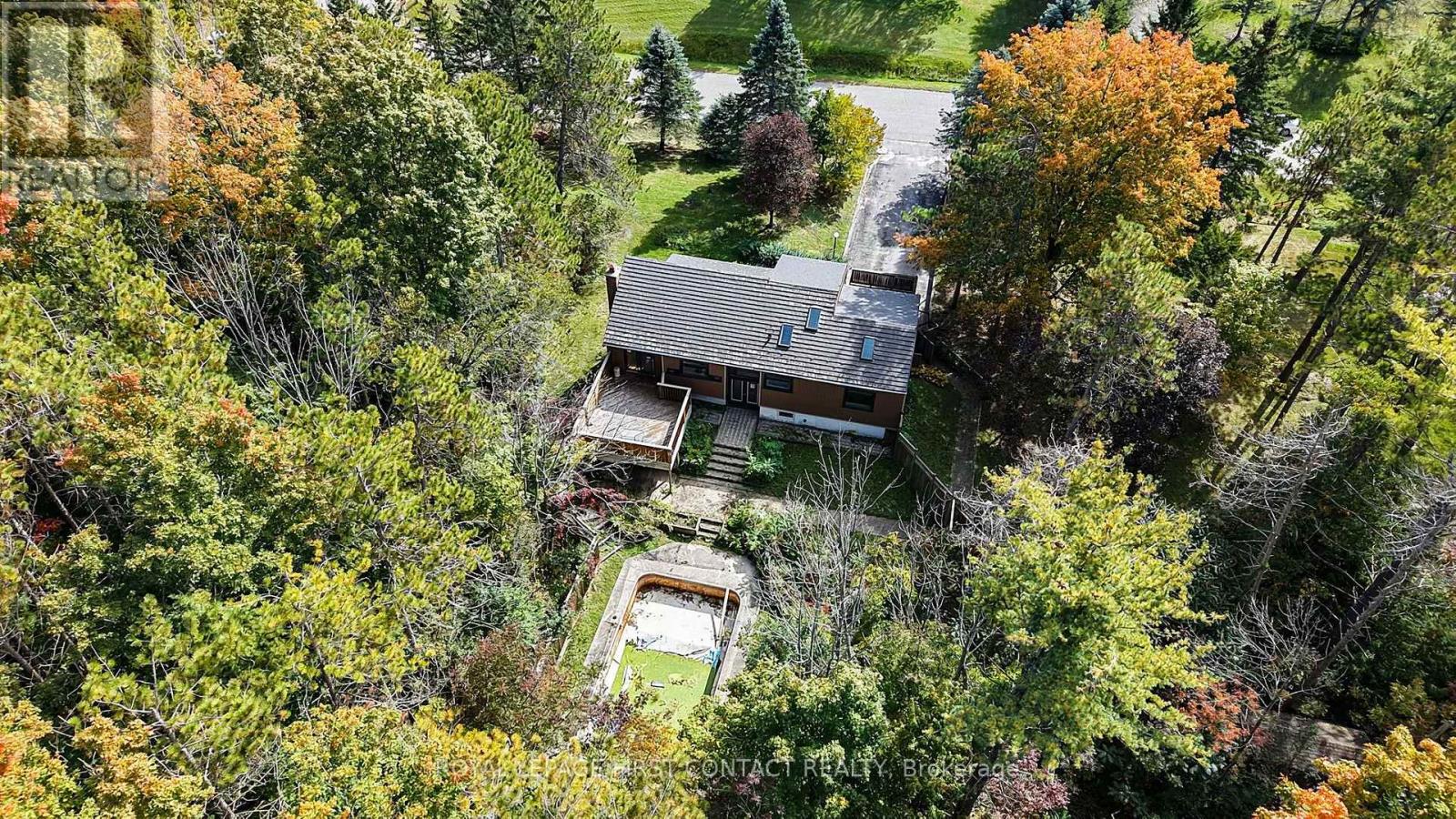 2 BRIARWOOD COURT - 27
