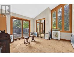 2 Briarwood Court, Springwater, ON L0L1X0 Photo 14
