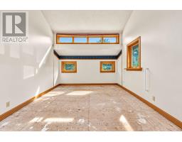 2 Briarwood Court, Springwater, ON L0L1X0 Photo 16