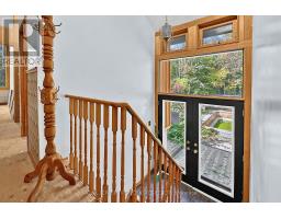 2 Briarwood Court, Springwater, ON L0L1X0 Photo 18