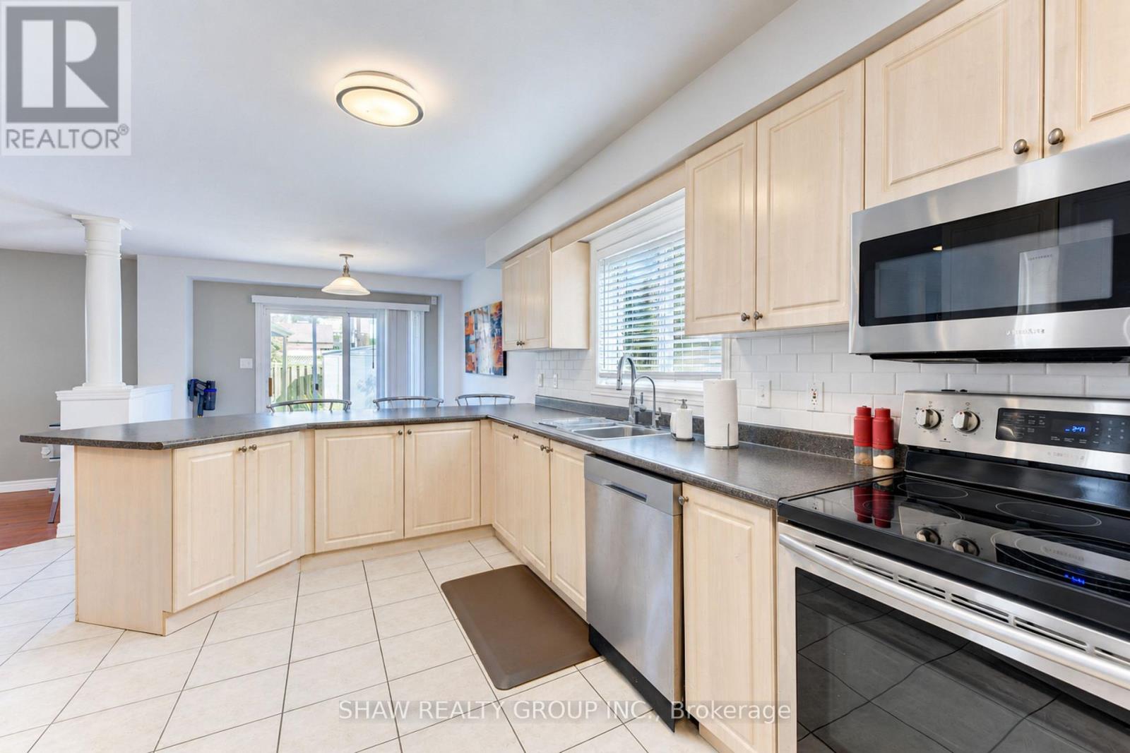 88 Decaro Crescent, Cambridge, ON photo 20