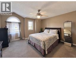 208 Activa Avenue, Kitchener, ON N2E3T8 Photo 15