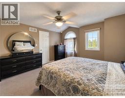 208 Activa Avenue, Kitchener, ON N2E3T8 Photo 16