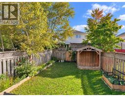 208 Activa Avenue, Kitchener, ON N2E3T8 Photo 18